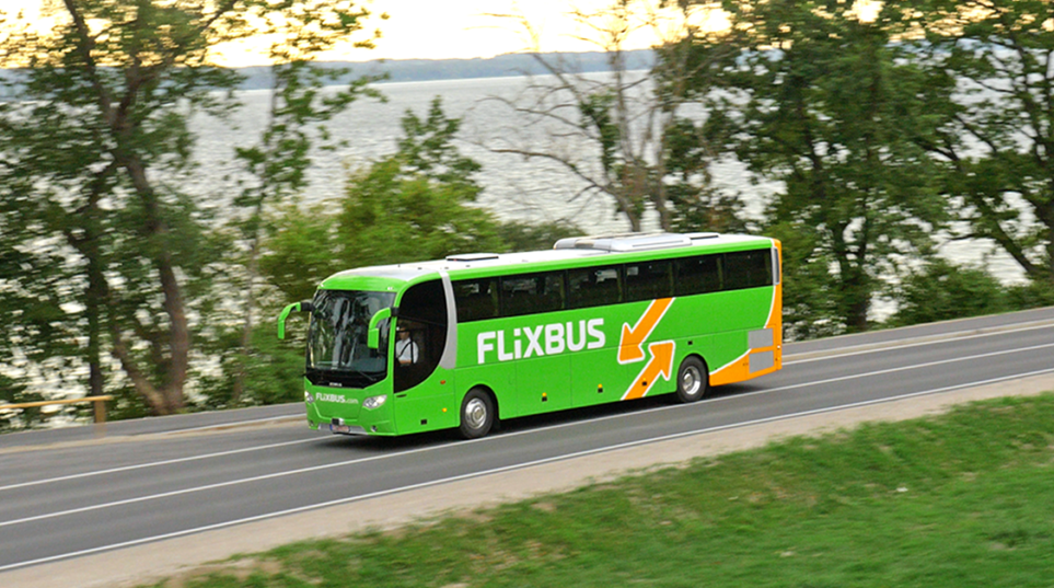 flixbus_bus_on_street